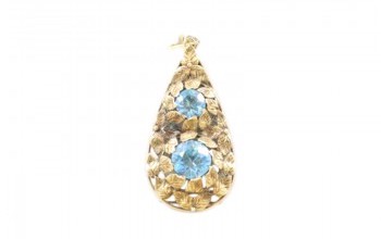 Vintage 14 Karat Yellow Gold Pear-Shape Blue Zircon Pendant