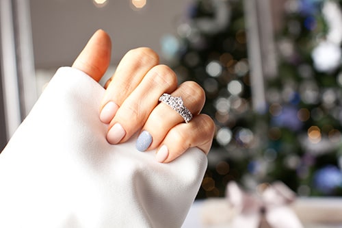 Frosty Diamond Fashion Rings We’re Obsessed With